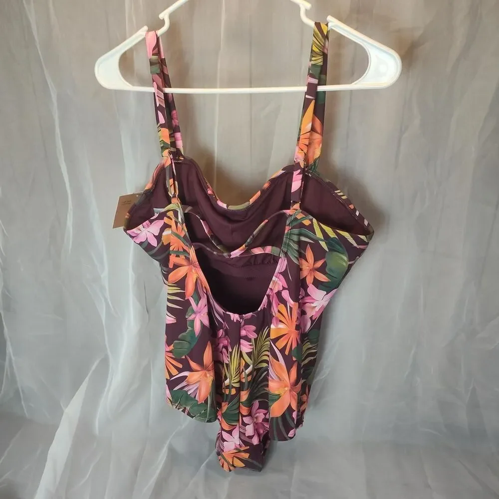Shade & Shore floral one piece swimsuit adjustable straps criss cross back Large